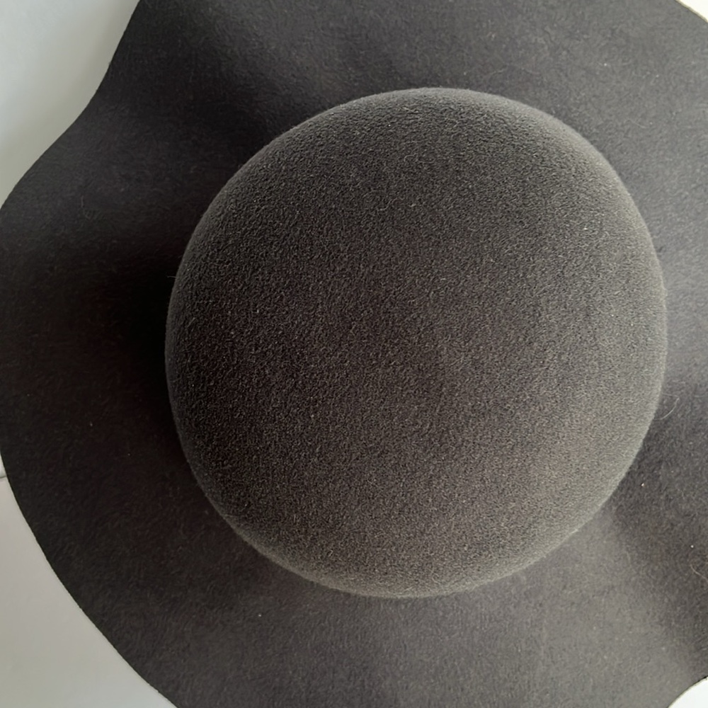 Gray Felt Hat Dark Olive Green - Picture 5 of 8